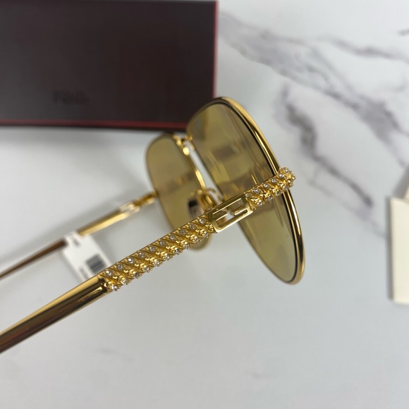 SOLD - Fendi FF0437/S Sunglasses - Picture 4 of 4